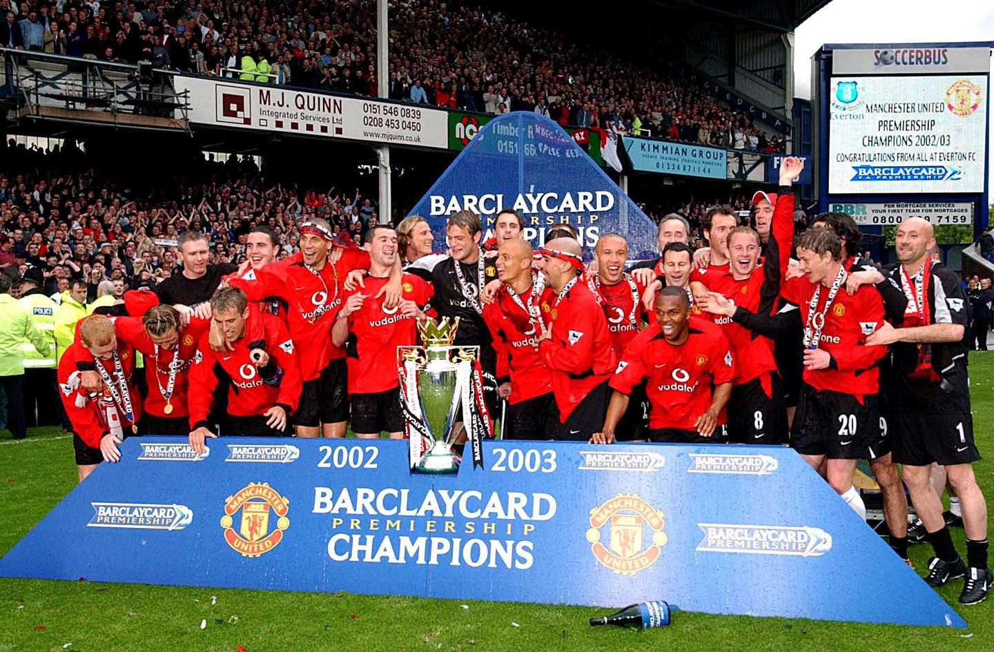 2002/03 Premier League champions: Manchester United