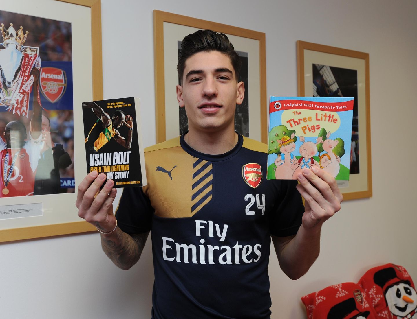hector-bellerin-premier-league-reading-stars-2015