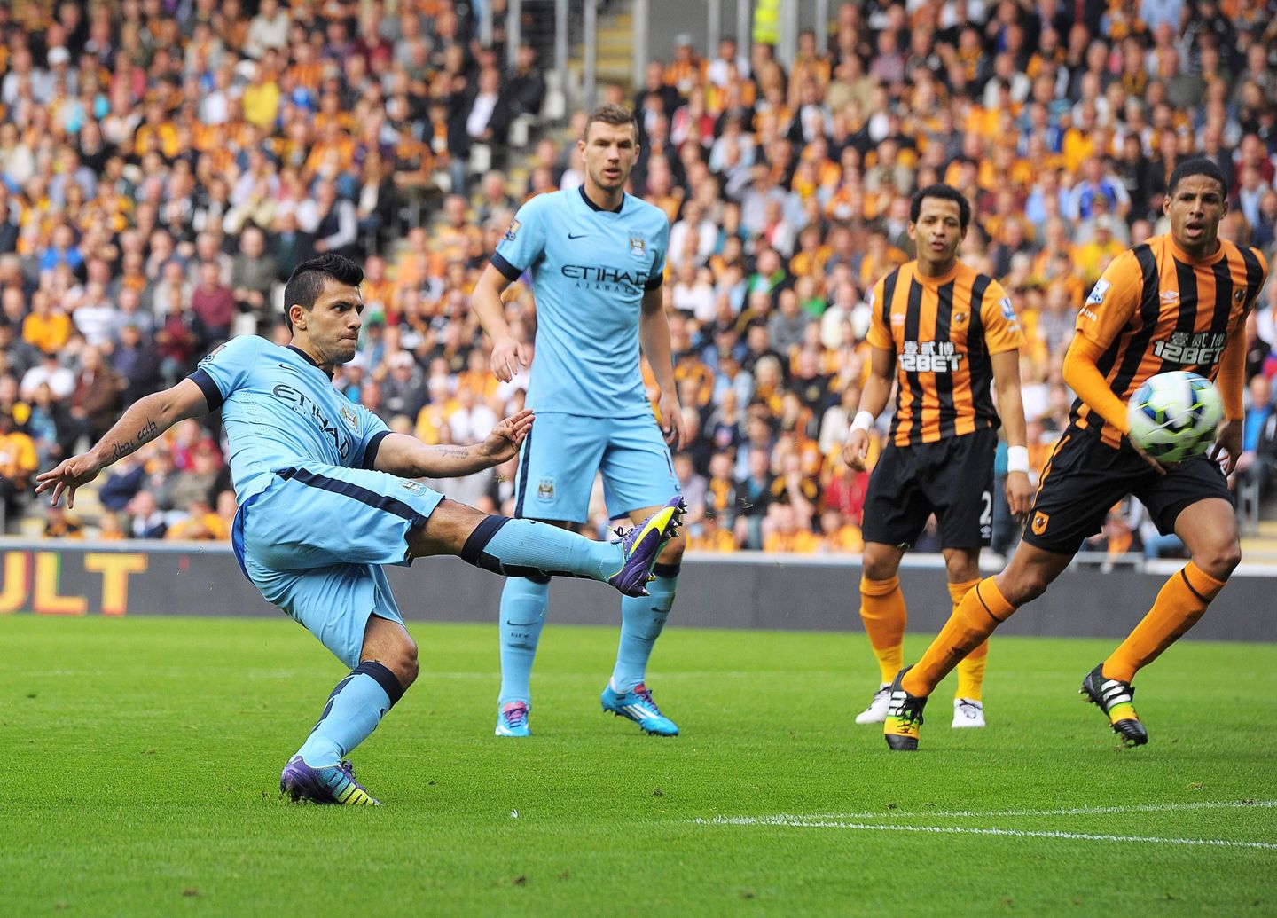 Man City's best Premier League XI: Aguero, Kompany \u0026 top players of modern  era | Goal.com, image size:1440x1035