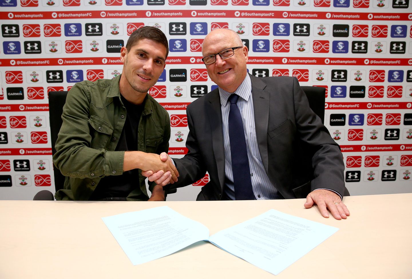 jeremy-pied-signs-for-southampton-010816