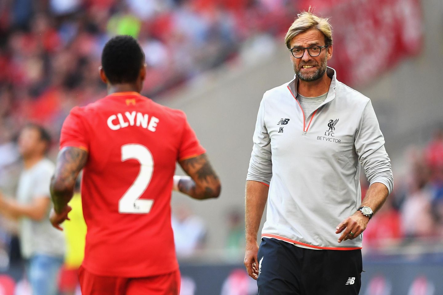 klopp-clyne-liv-bar-friendly.jpg