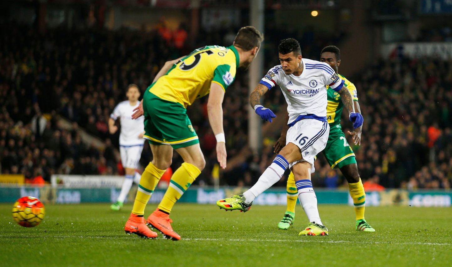 Kenedy scores for Chelsea at Norwich