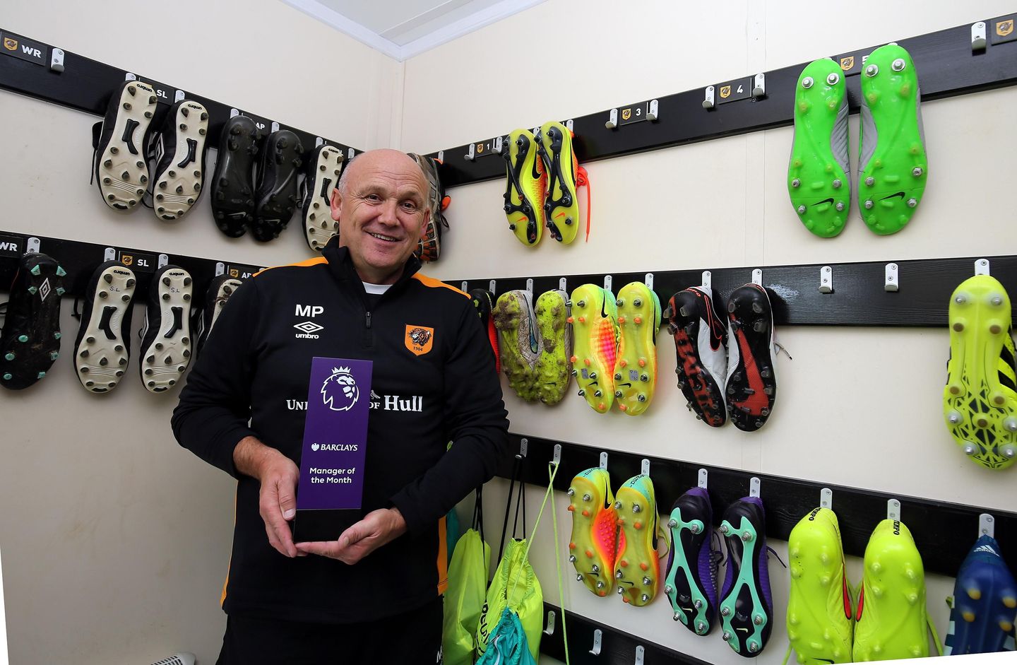 Mike Phelan, Hull City, Manager of the Month, August, 090916