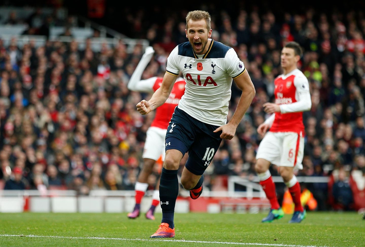 Arsenal v Tottenham Hotspur