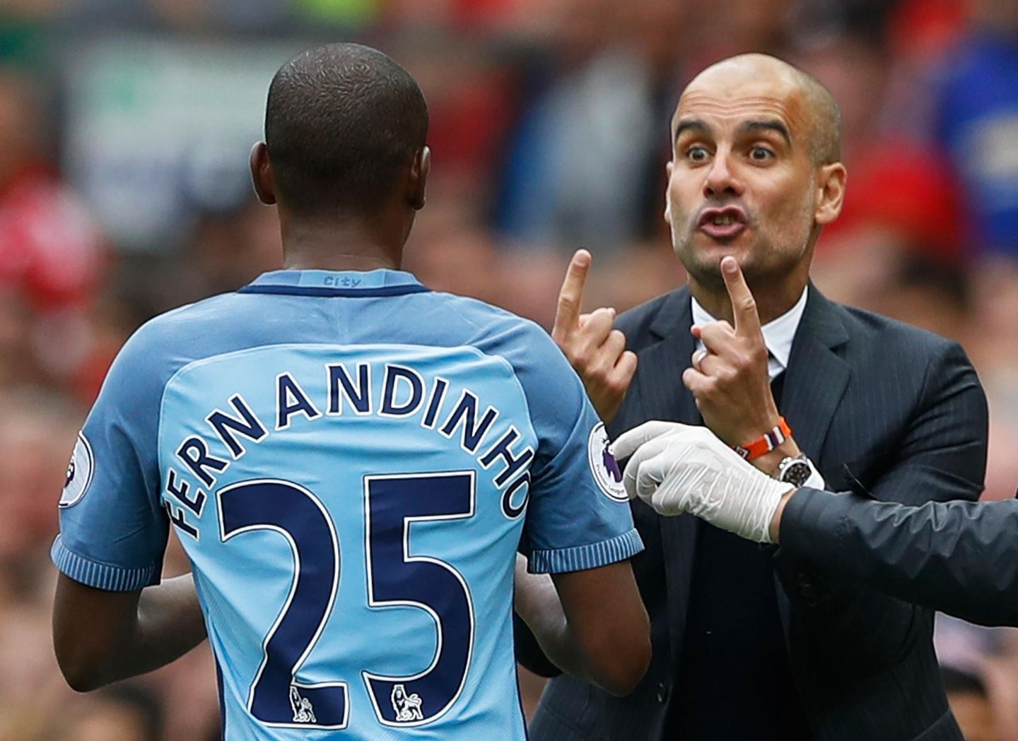 Guardiola and Fernandinho, Man City