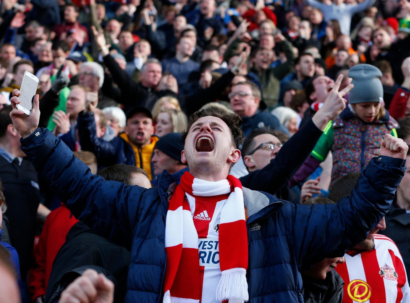 Sunderland fans celebrate