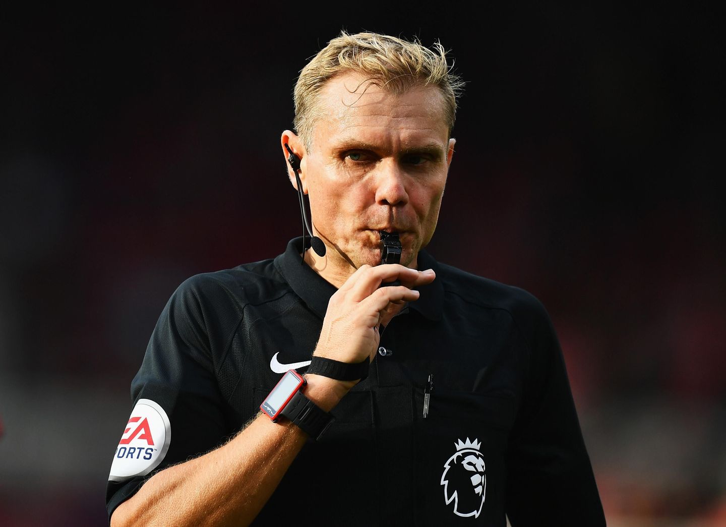 Referee Graham Scott