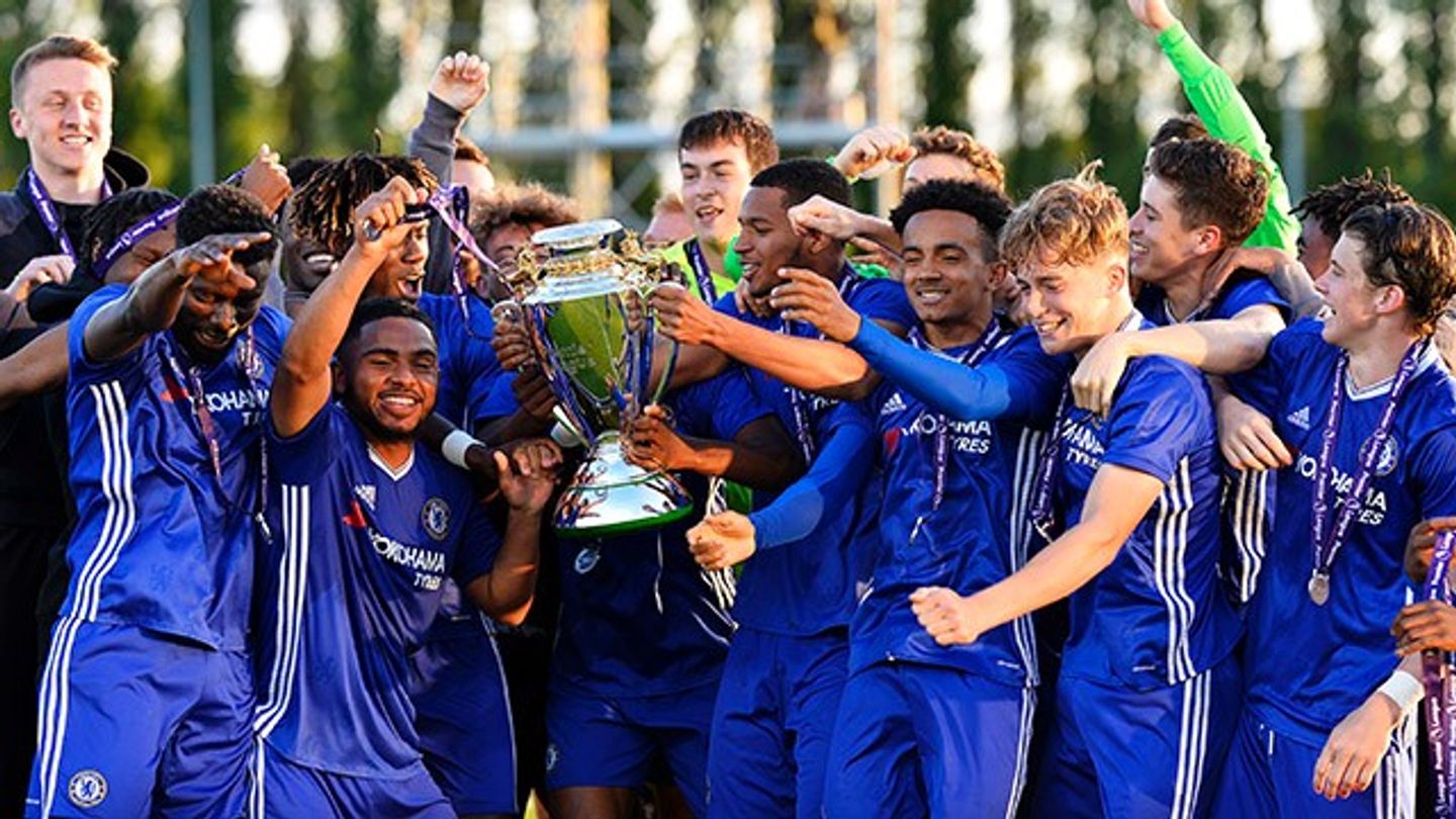 Chelsea celebrate with Premier League Under-18 trophy