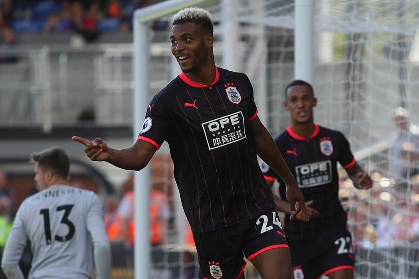 Steve Mounie, Huddersfield Town