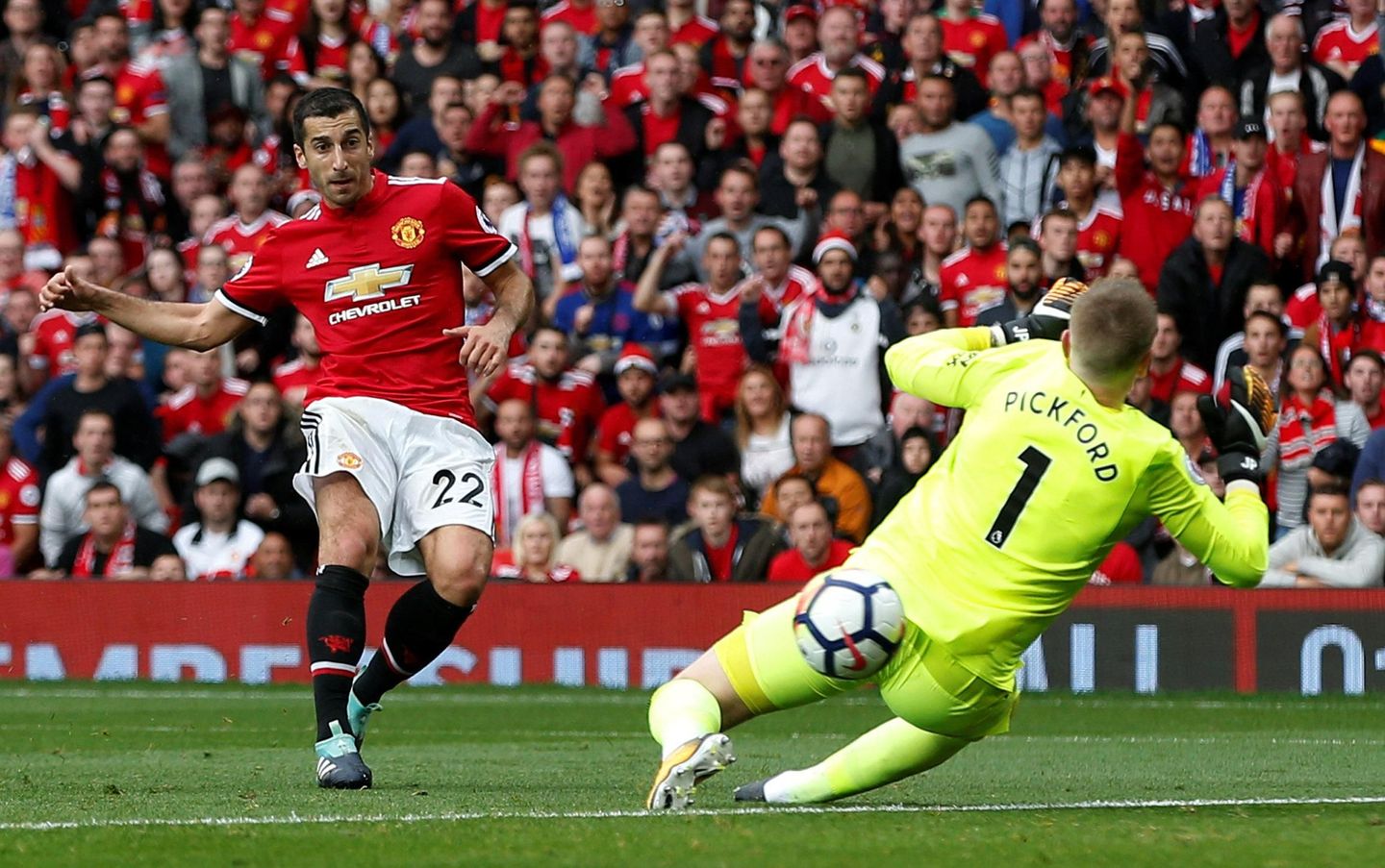 Henrikh Mkhitaryan, Man Utd