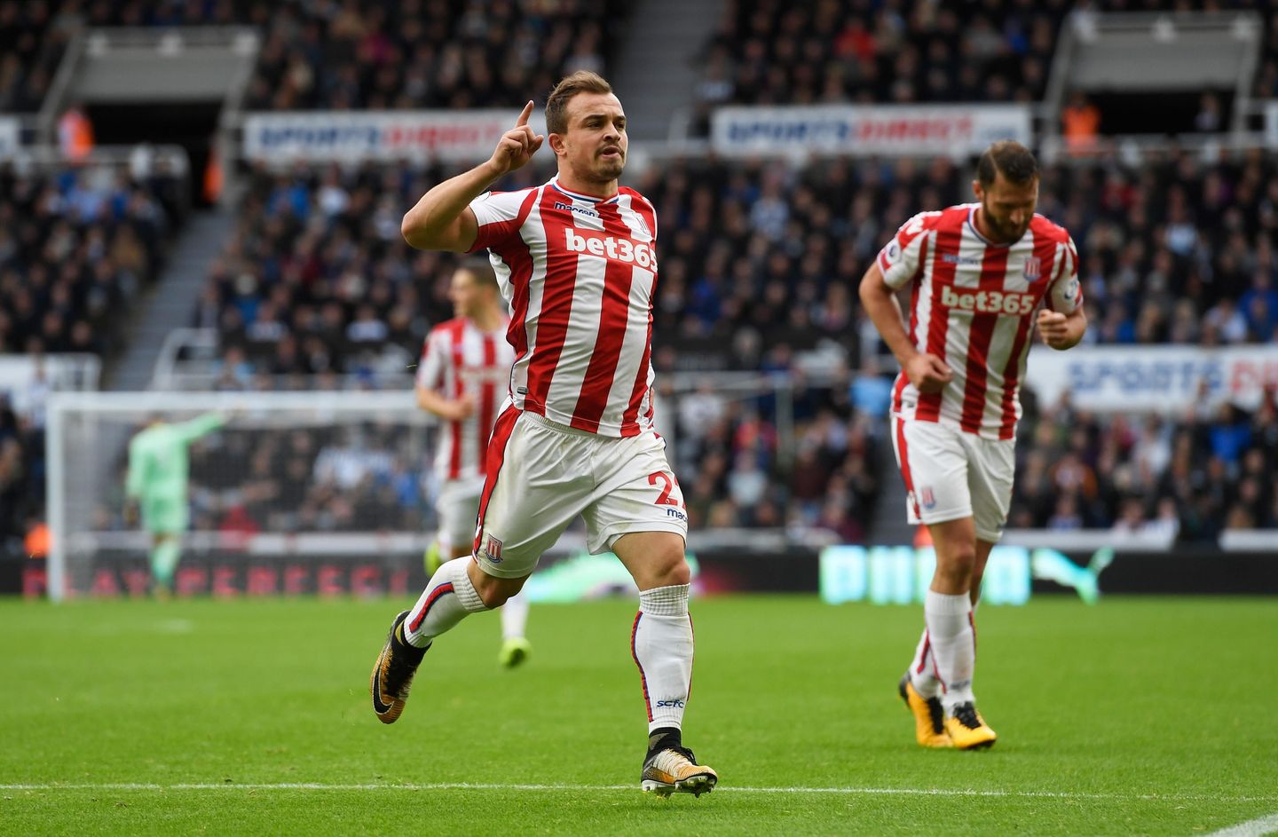 Xherdan Shaqiri, Stoke City