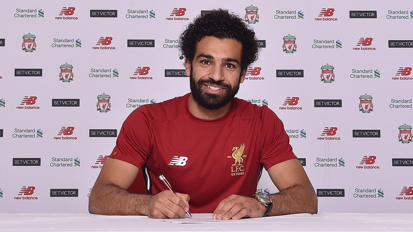 Mohamed Salah signs for Liverpool
