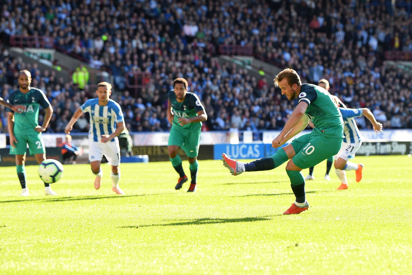 Huddersfield Town v Tottenham Hotspur