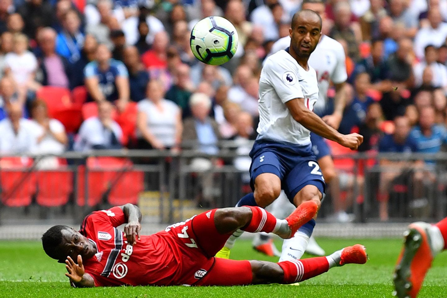 Lucas Moura scores for Spurs against Fulham