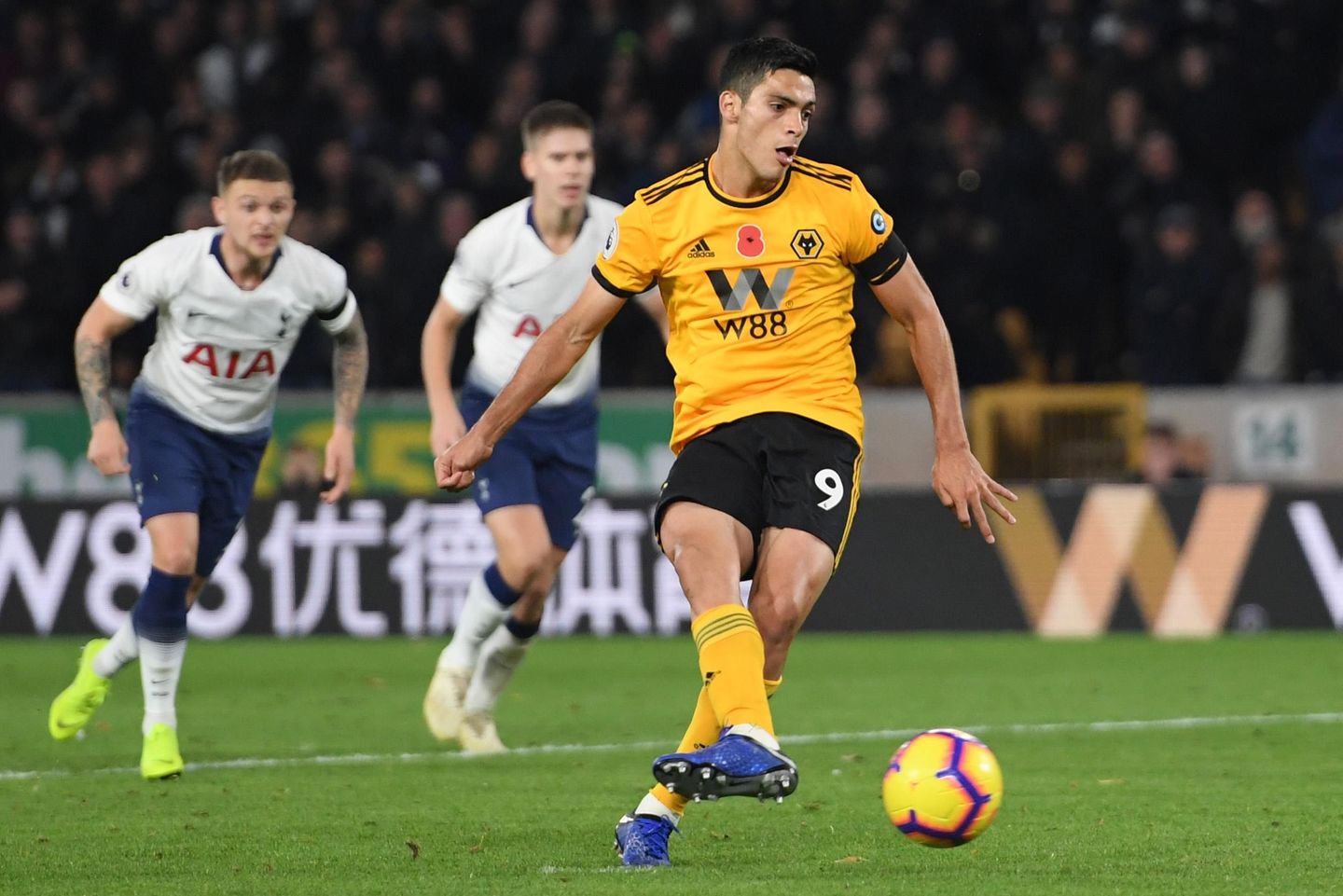 Raul Jimenez, Wolves