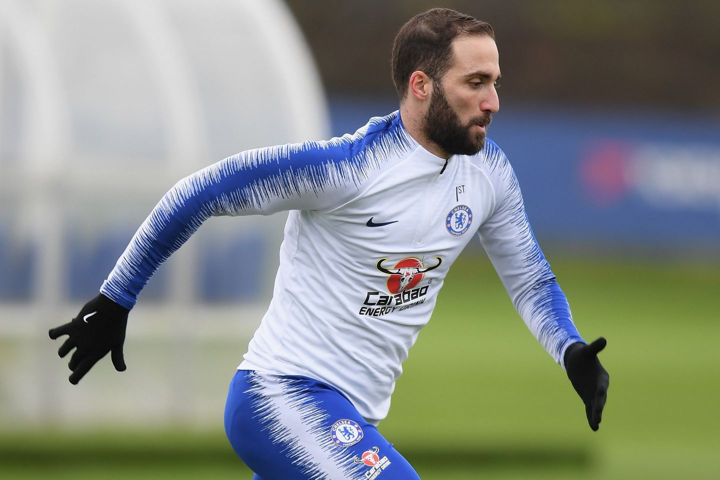 Gonzalo Higuain, training