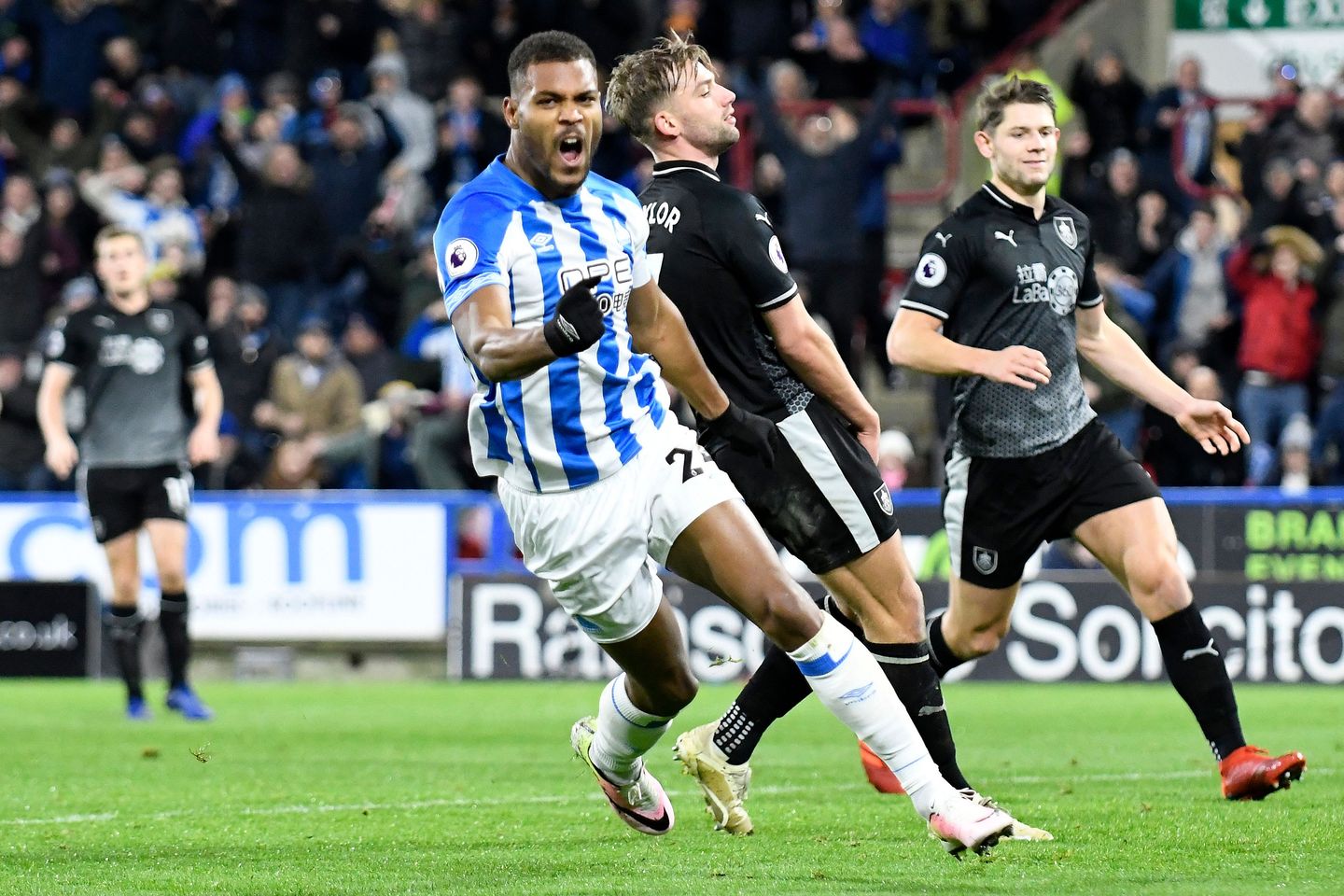 Steve Mounie, Huddersfield Town