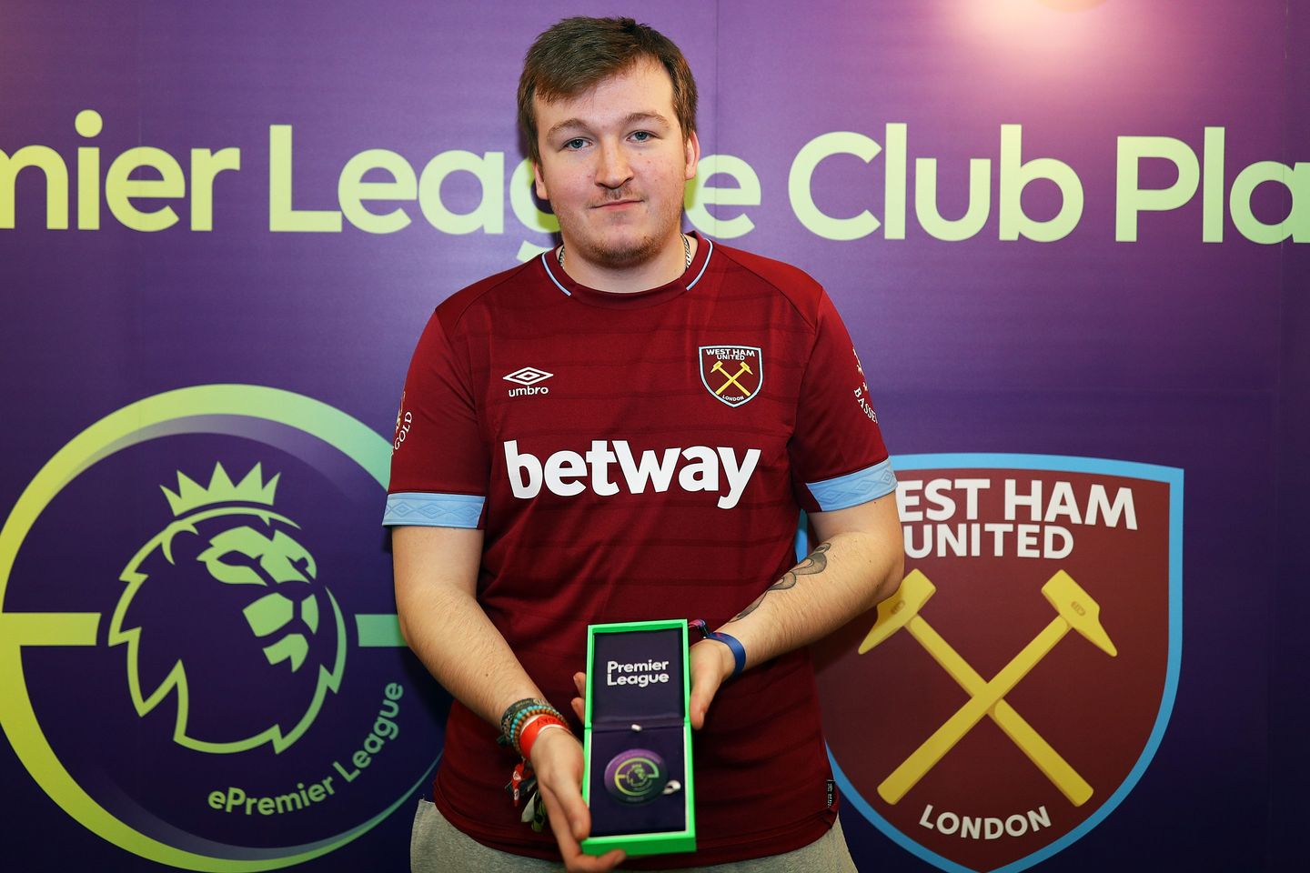 epl finalist WHU Xbox Jamie Rigden