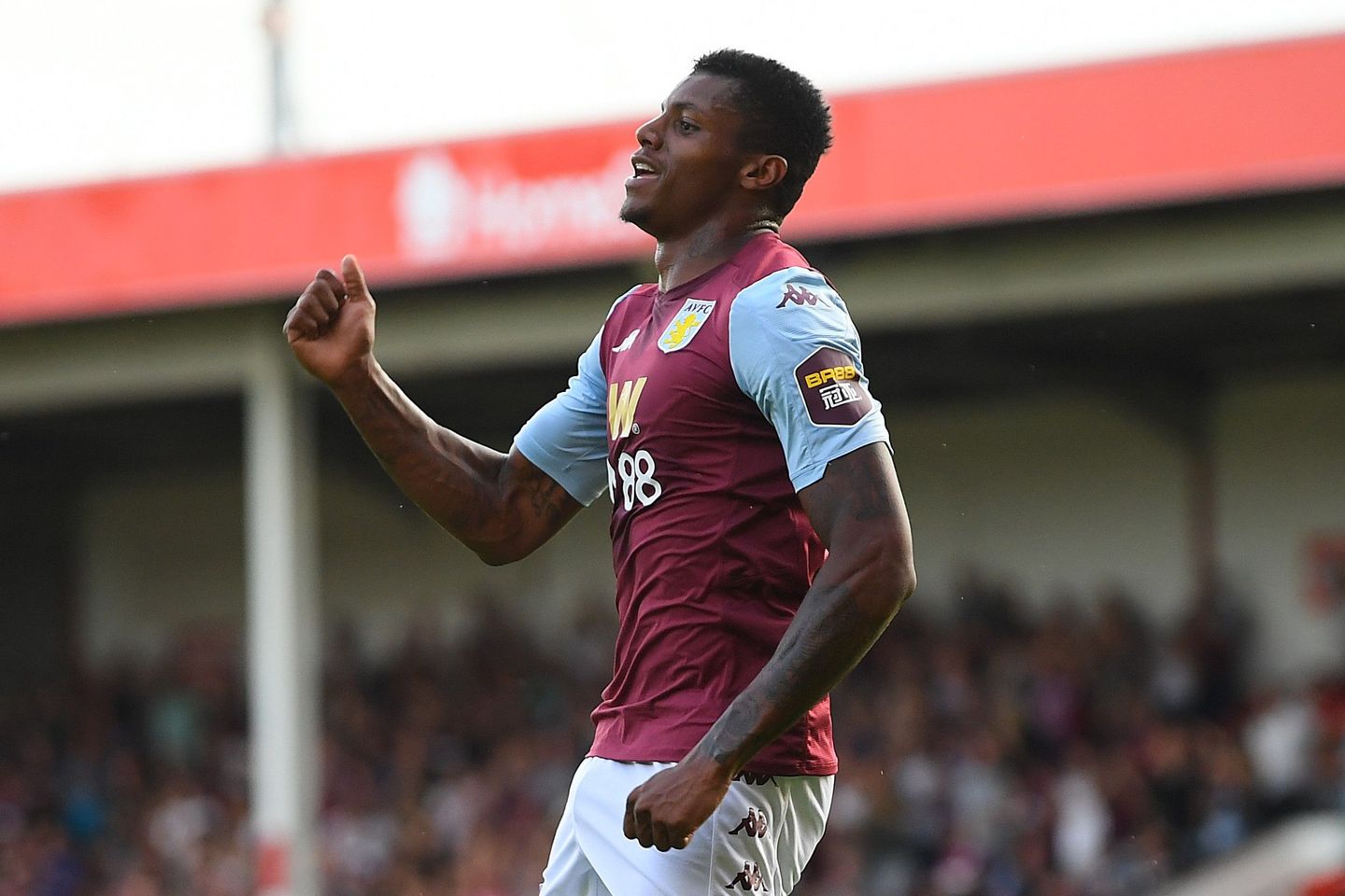 Wesley, Aston Villa