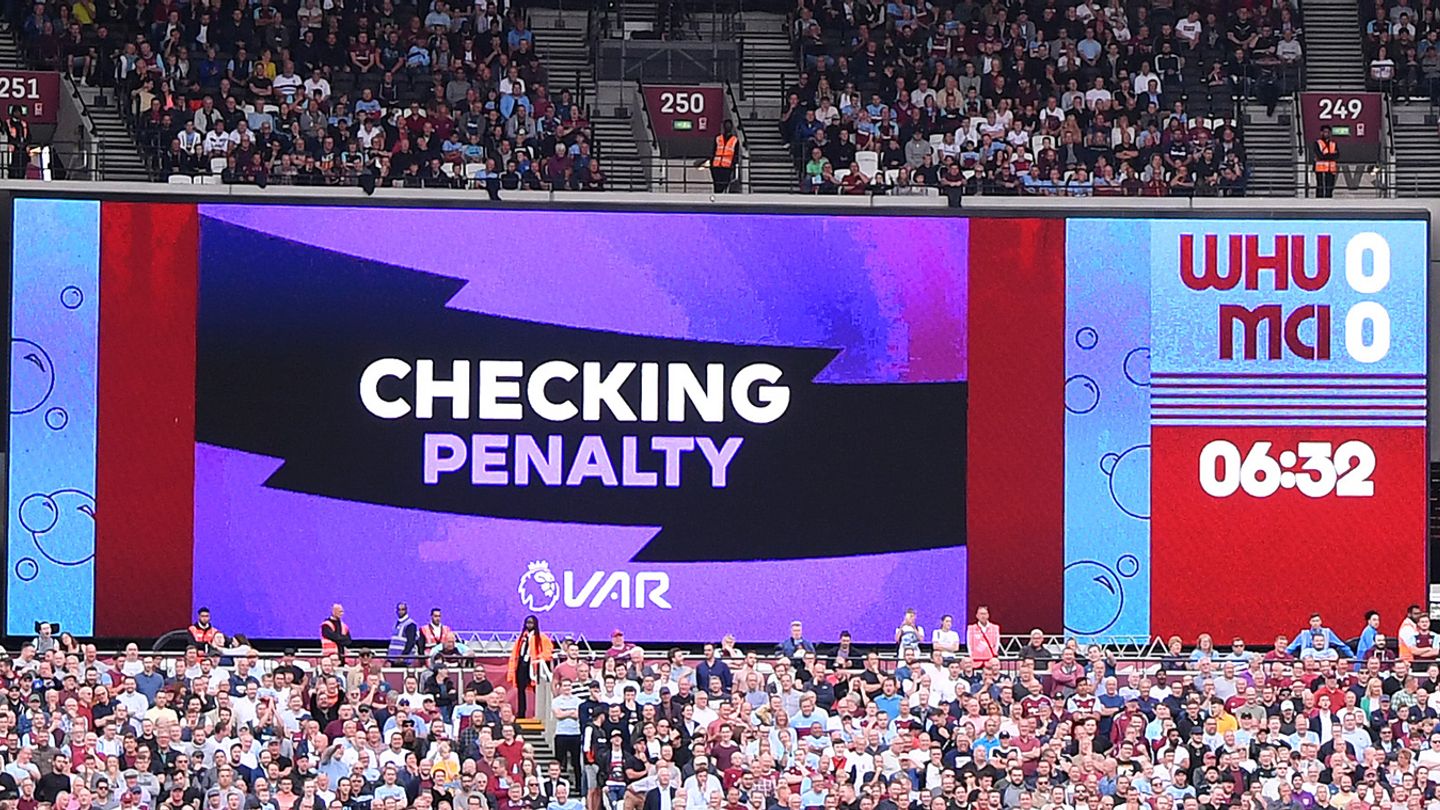 VAR check for West Ham v Man City