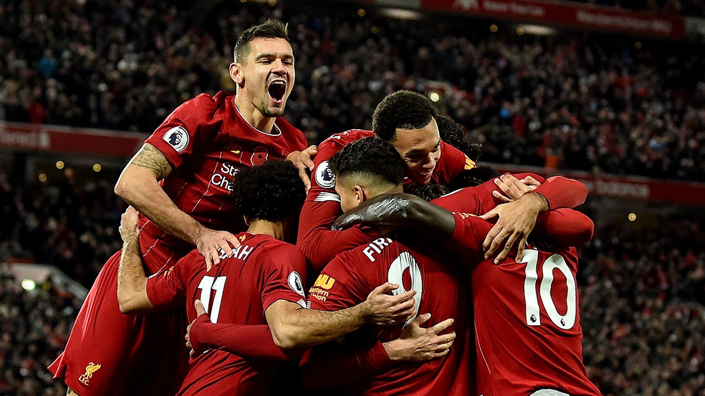 Liverpool players celebrate