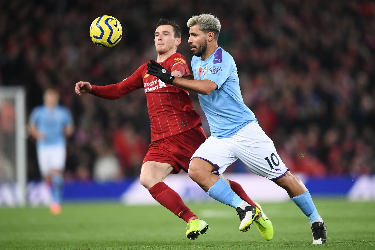 Andrew Robertson v Sergio Aguero