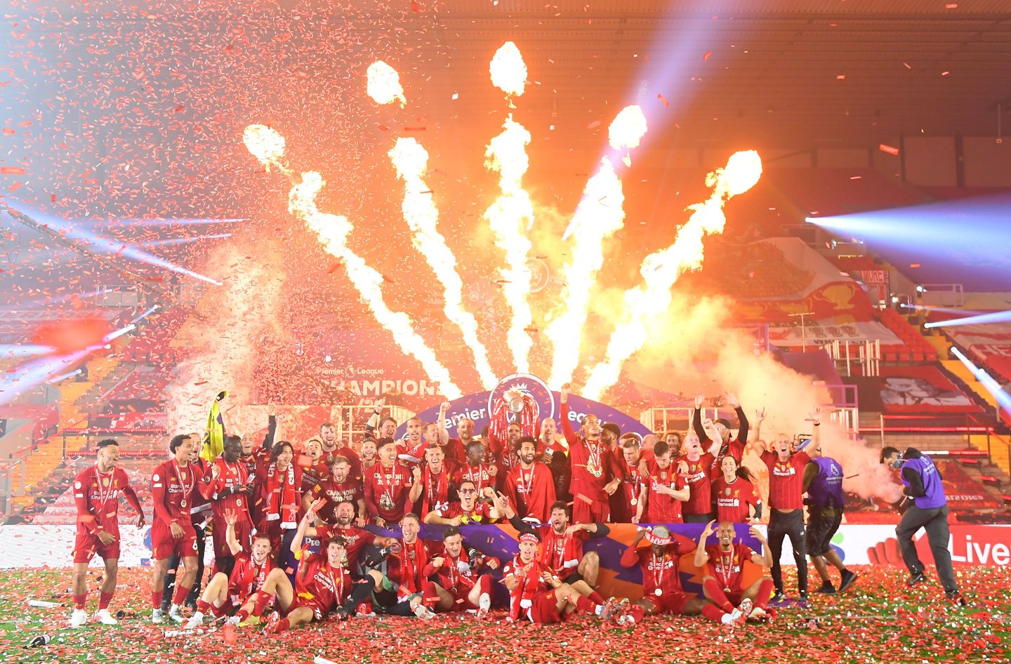 Liverpool lift Premier League Trophy