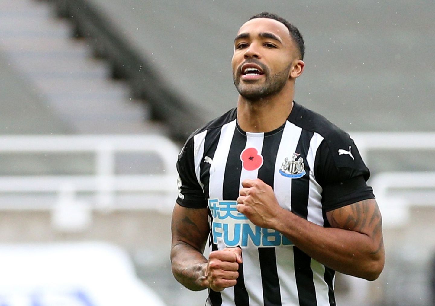 Newcastle United v Everton