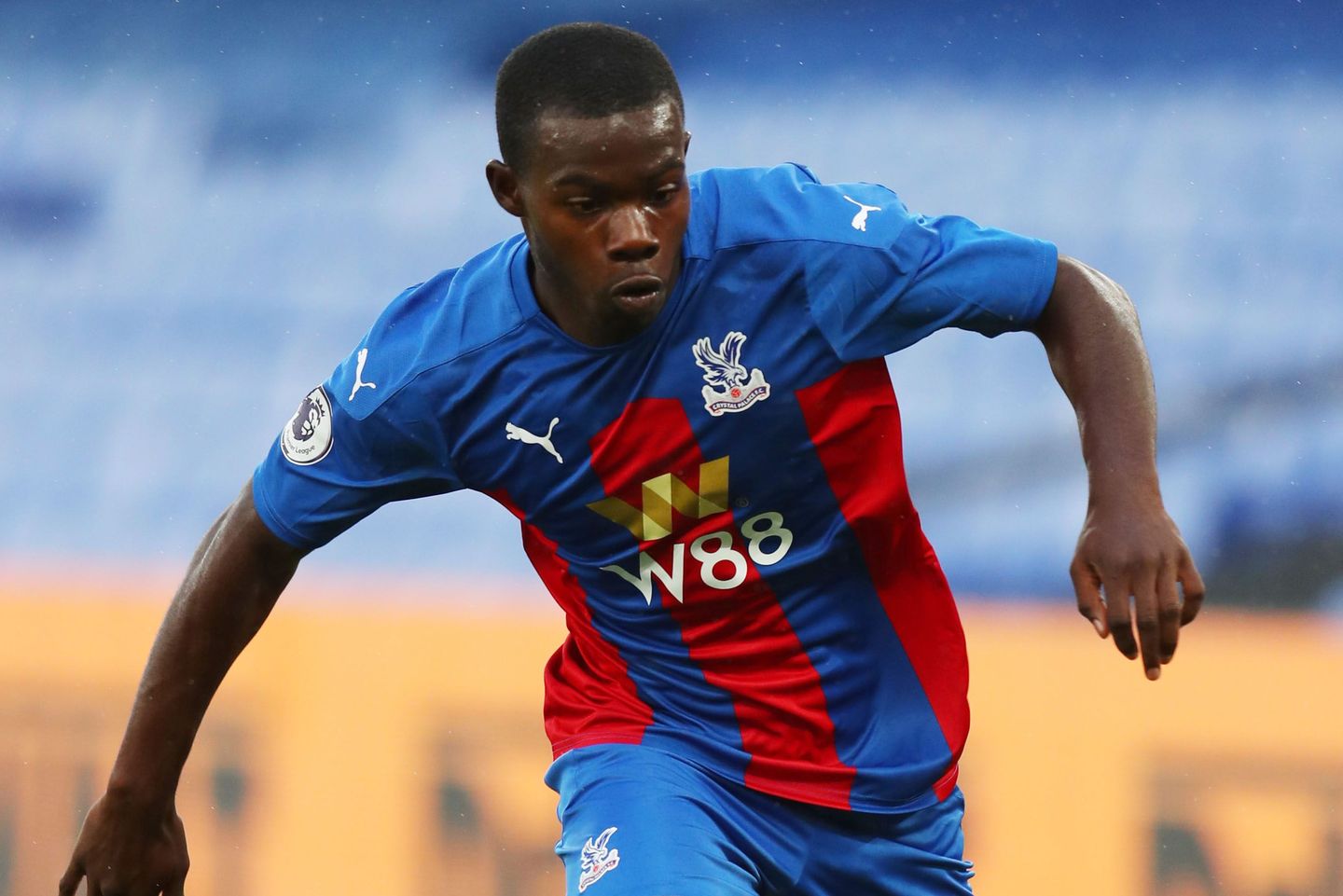 Tyrick Mitchell - Hành trình tiến bộ ở hành lang cánh trái