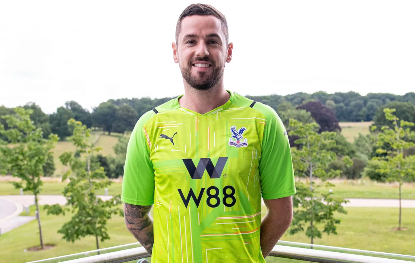 Kinh nghiệm quý báu của thủ môn Remi Matthews giúp ích rất nhiều - Bật mí bí quyết thành công từ nhà vô địch trong làng bóng đá Kinh nghiệm quý báu của thủ môn Remi Matthews giúp ích rất nhiều - Bật mí bí quyết thành công từ nhà vô địch trong làng bóng đá