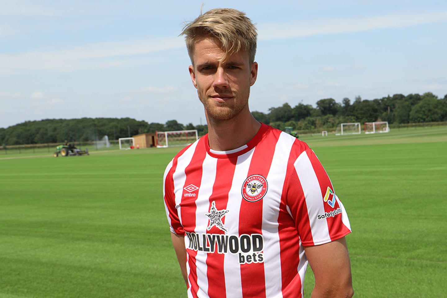 Kristoffer Ajer – Phát Huy Đa Năng Trong Hệ Thống Phòng Ngự