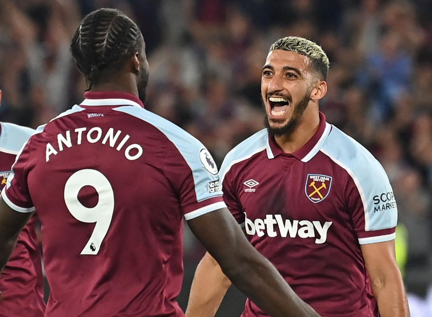 West Ham celebrate