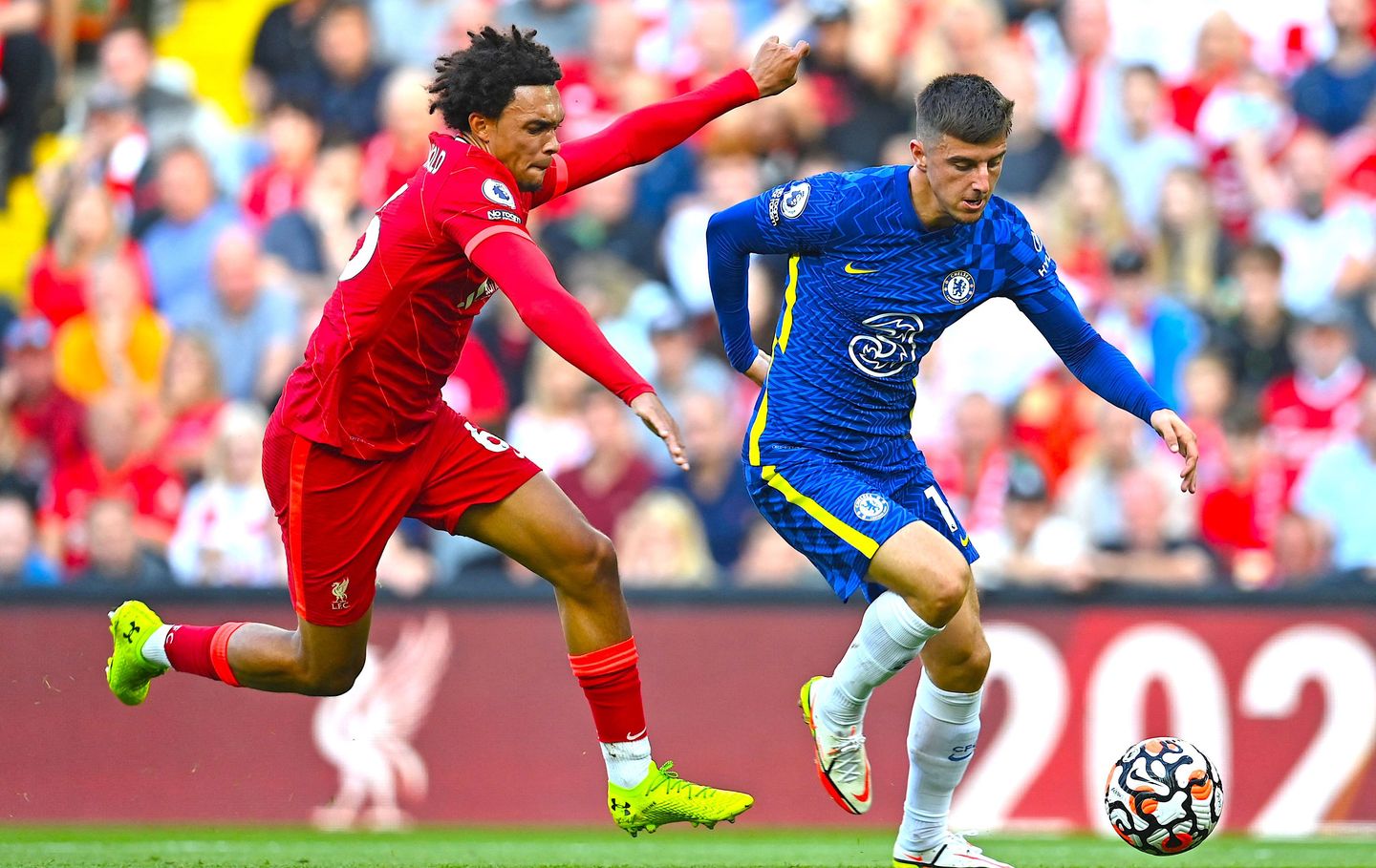 Trent Alexander-Arnold, Liverpool; Mason Mount, Chelsea