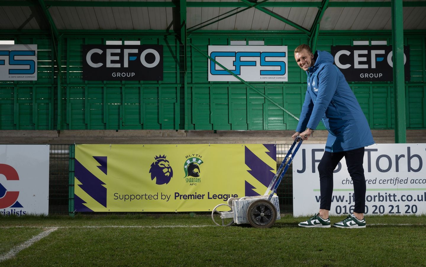 Dan Burn visits Blyth Spartans, supported by the Premier League (5)