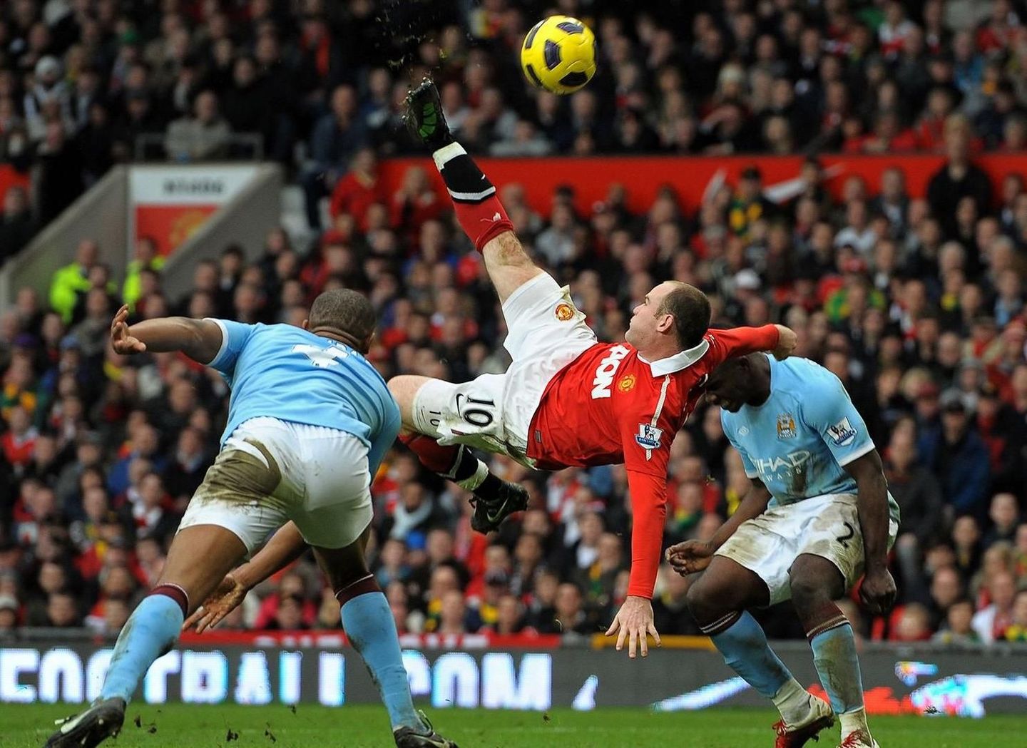 Rooney overhead goal, Man Utd