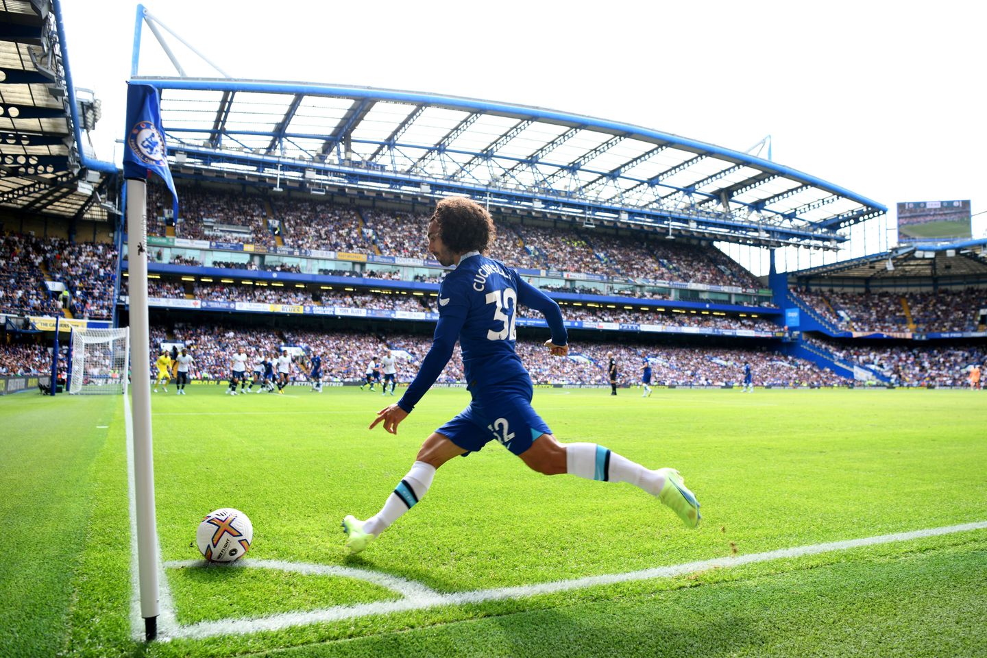 Marc Cucurella takes a corner for Chelsea