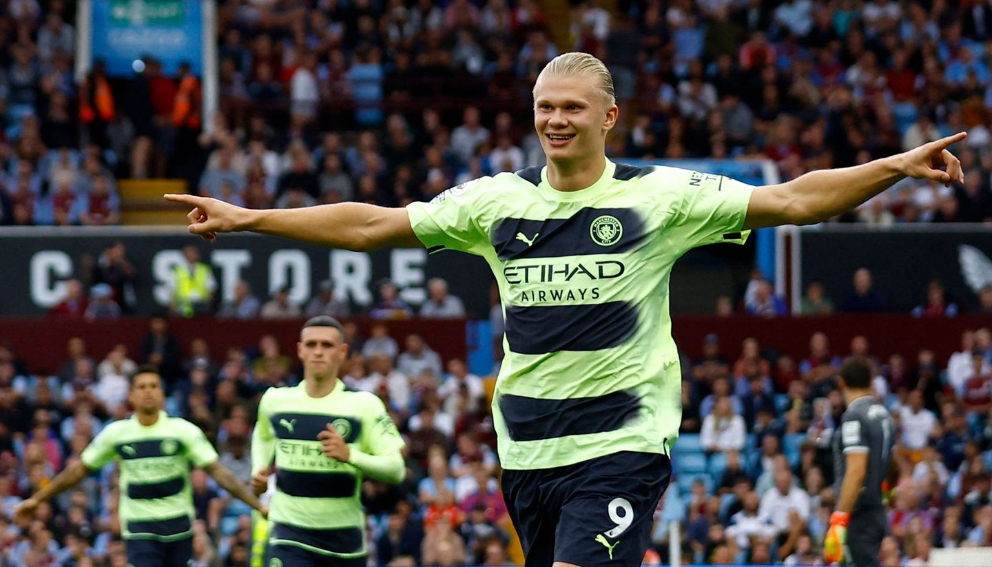 Premier League - Aston Villa v Manchester City