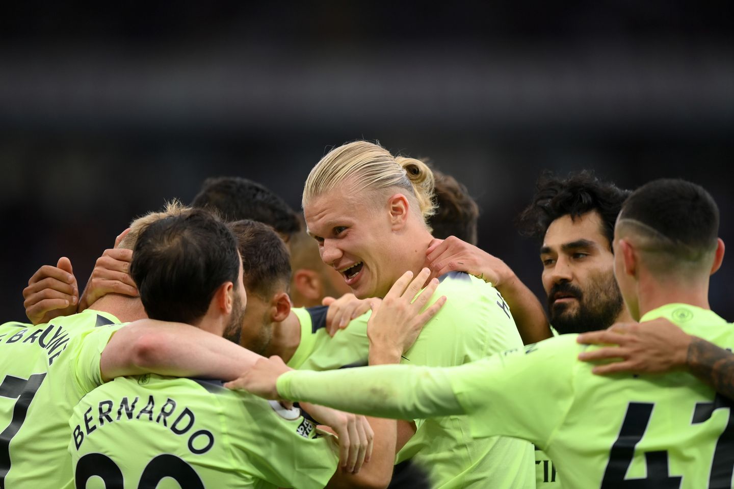 Aston Villa v Manchester City - Premier League