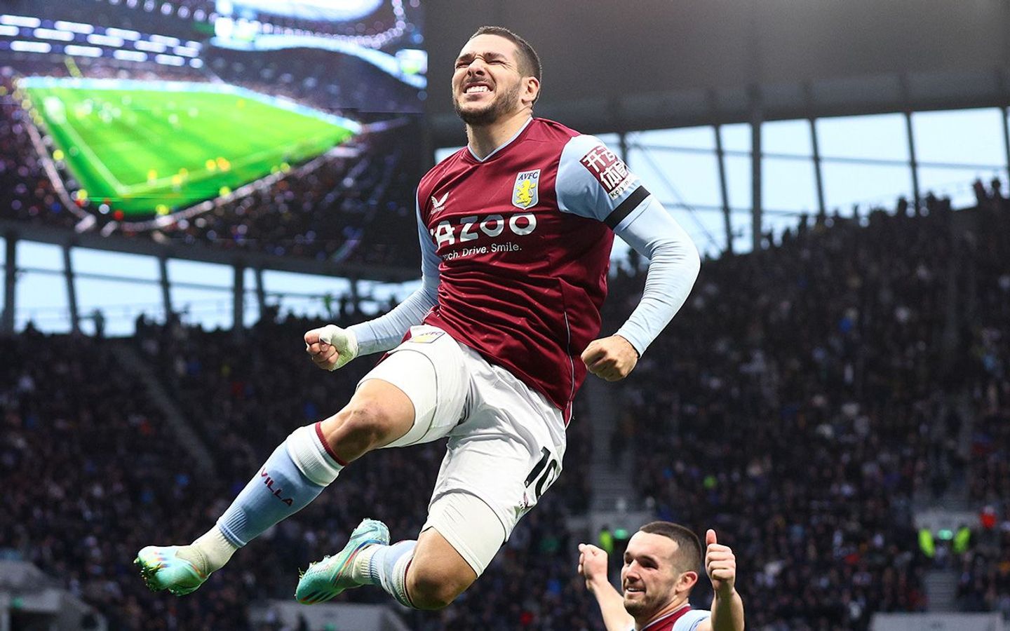 Emiliano Buendia, Aston Villa