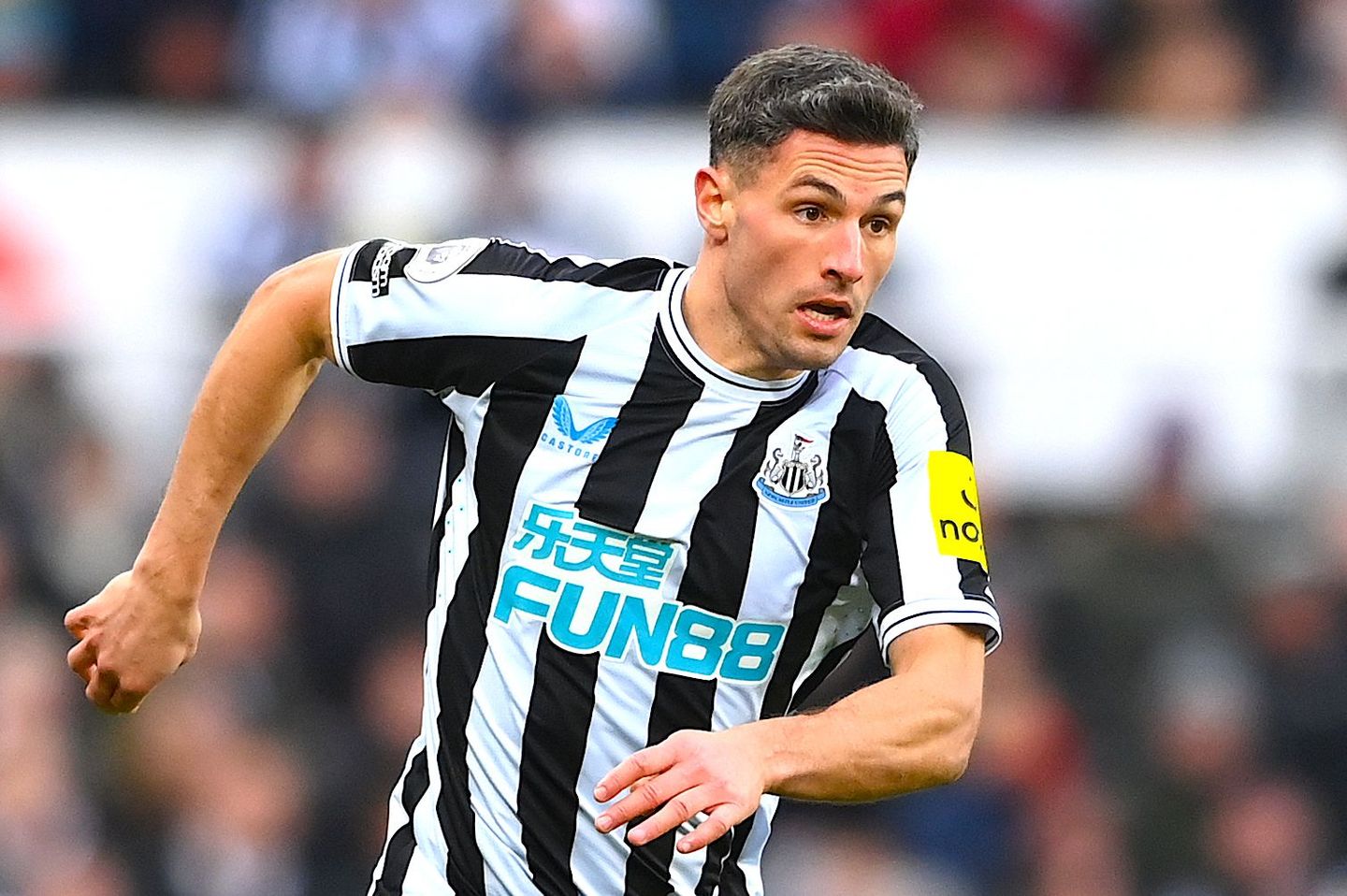 Hành Trình và Kinh Nghiệm Tuyến Phòng Ngự của Fabian Schär
