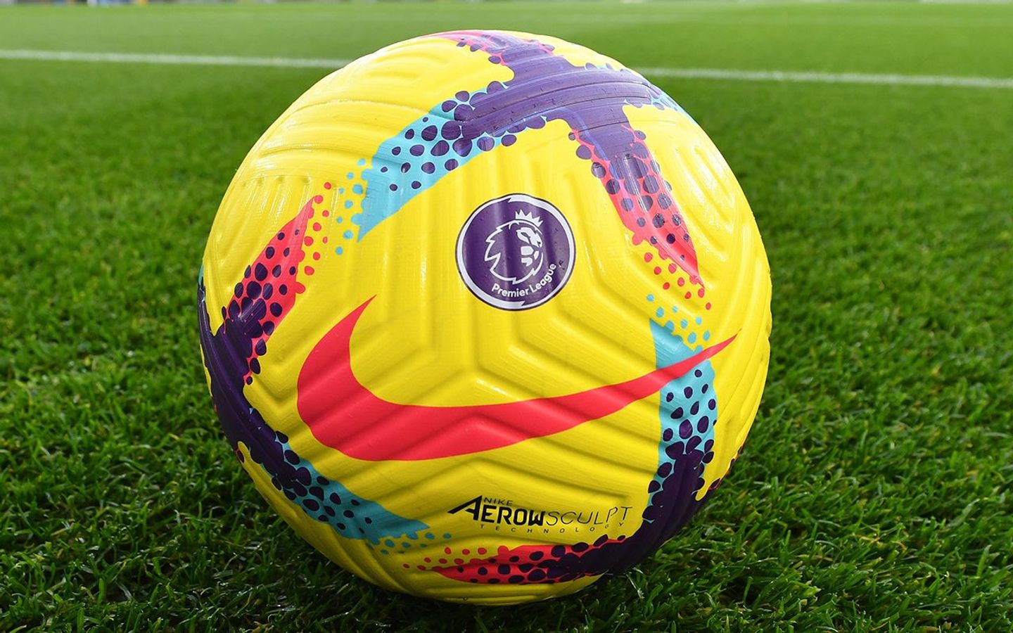 Nike Hi-Vis ball