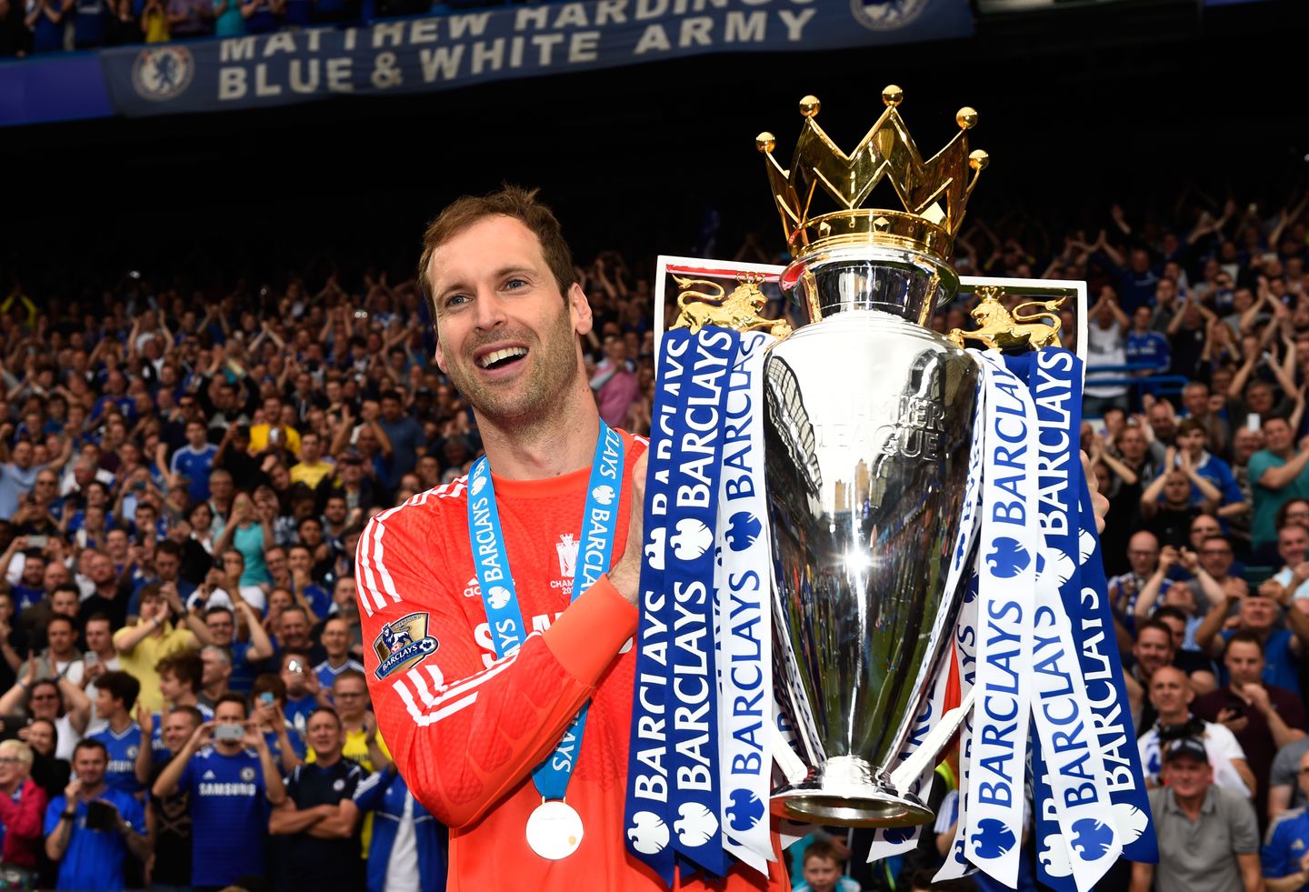 Petr Cech with the Premier League trophy