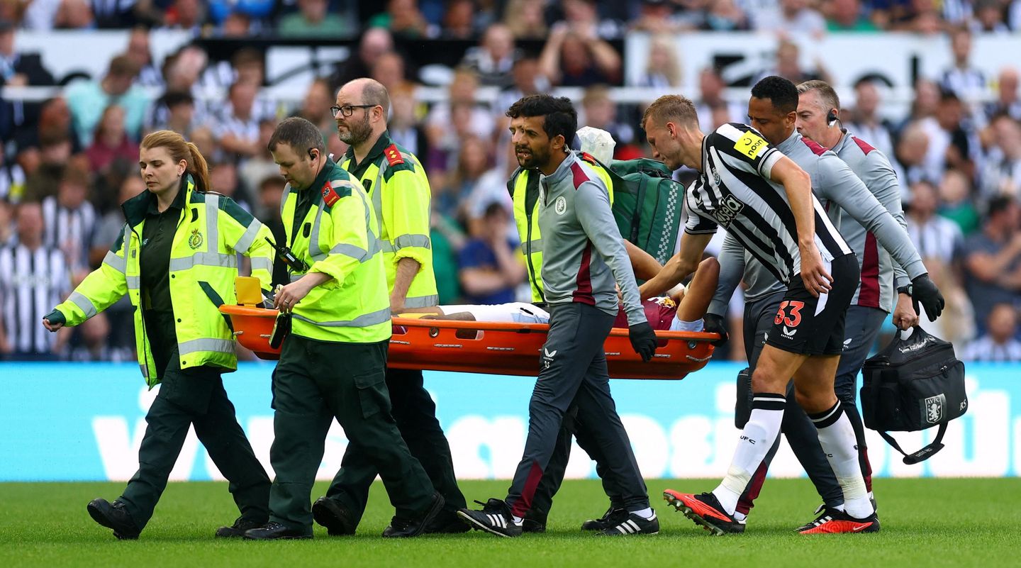 Premier League - Newcastle United v Aston Villa