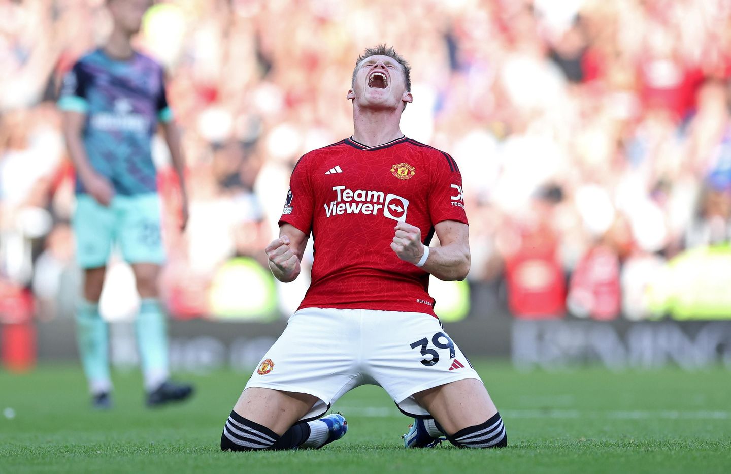 Manchester United v Brentford FC - Premier League