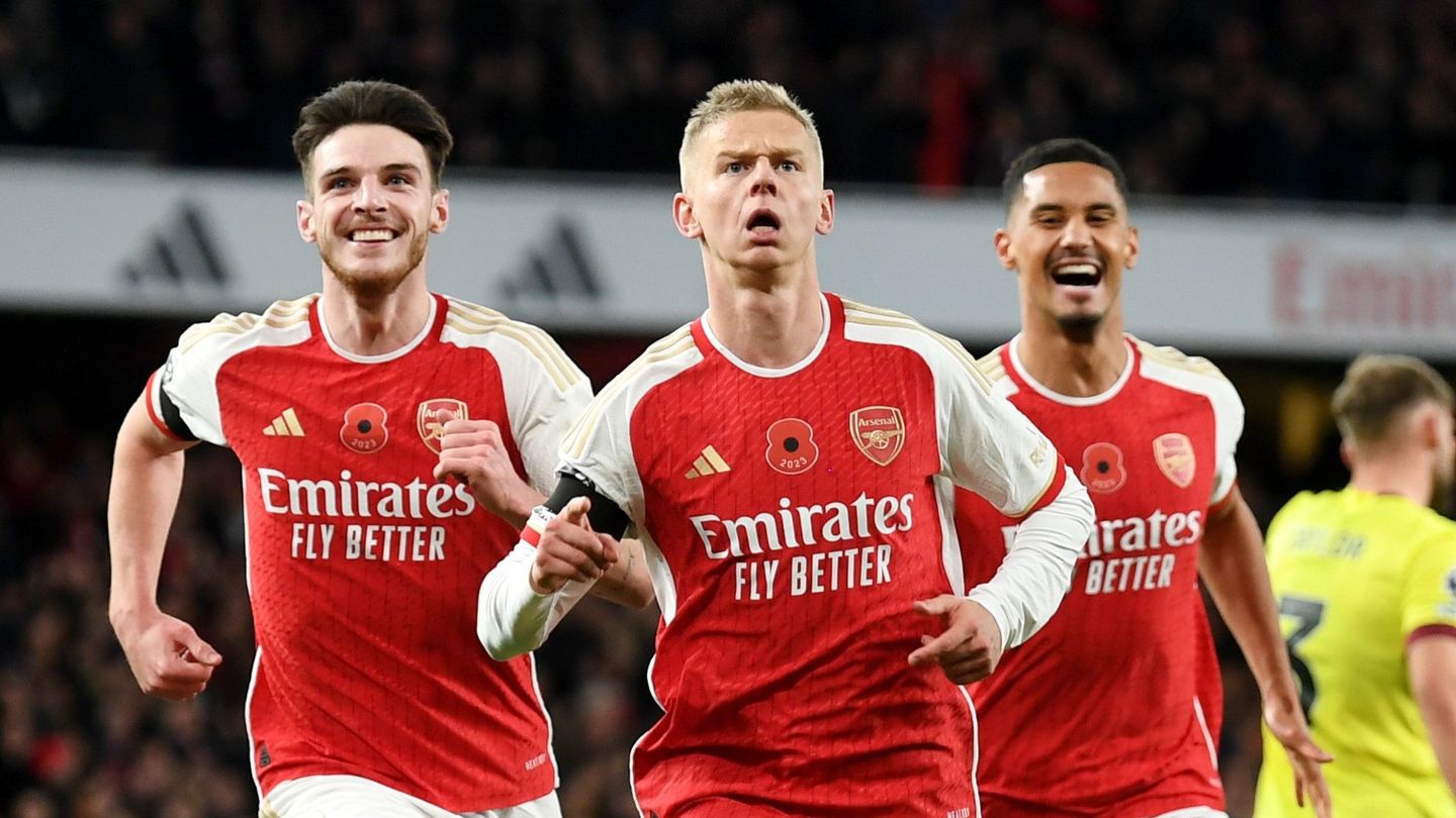 Zinchenko celebrates his goal v Burnley