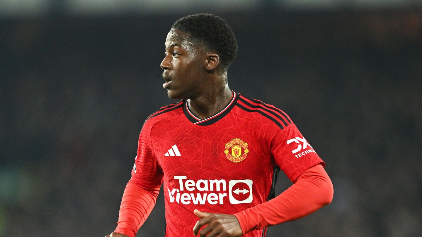 Kobbie Mainoo cuma jadi pemain cadangan Manchester United