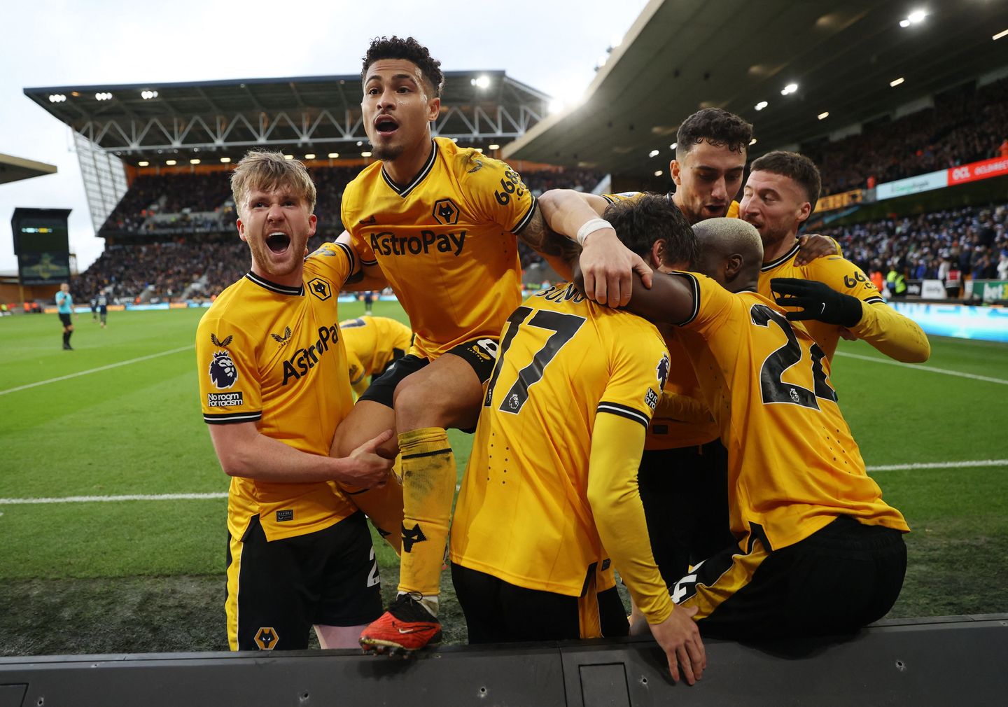 Wolverhampton Wanderers v Chelsea