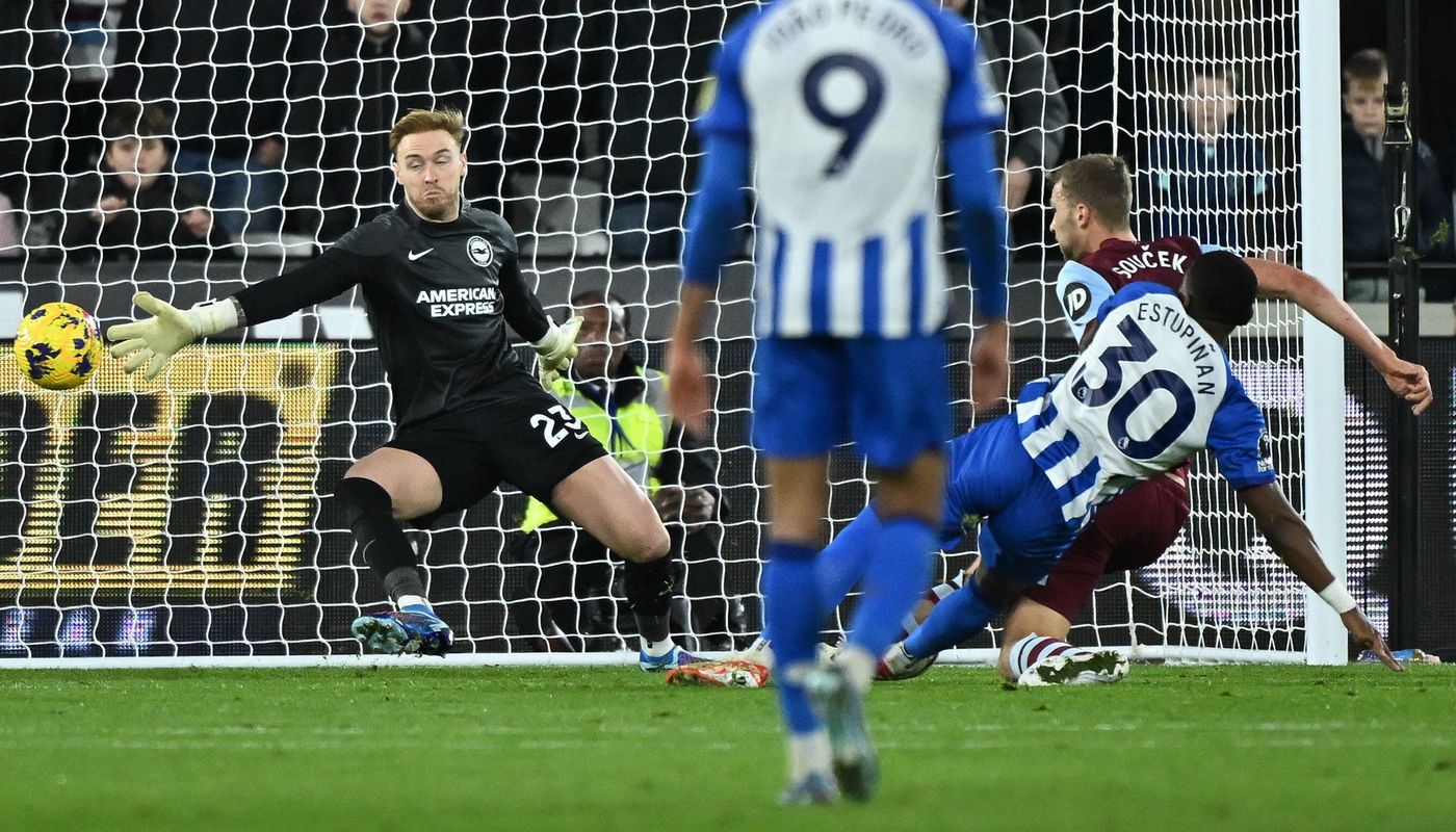 Soucek shot v Brighton