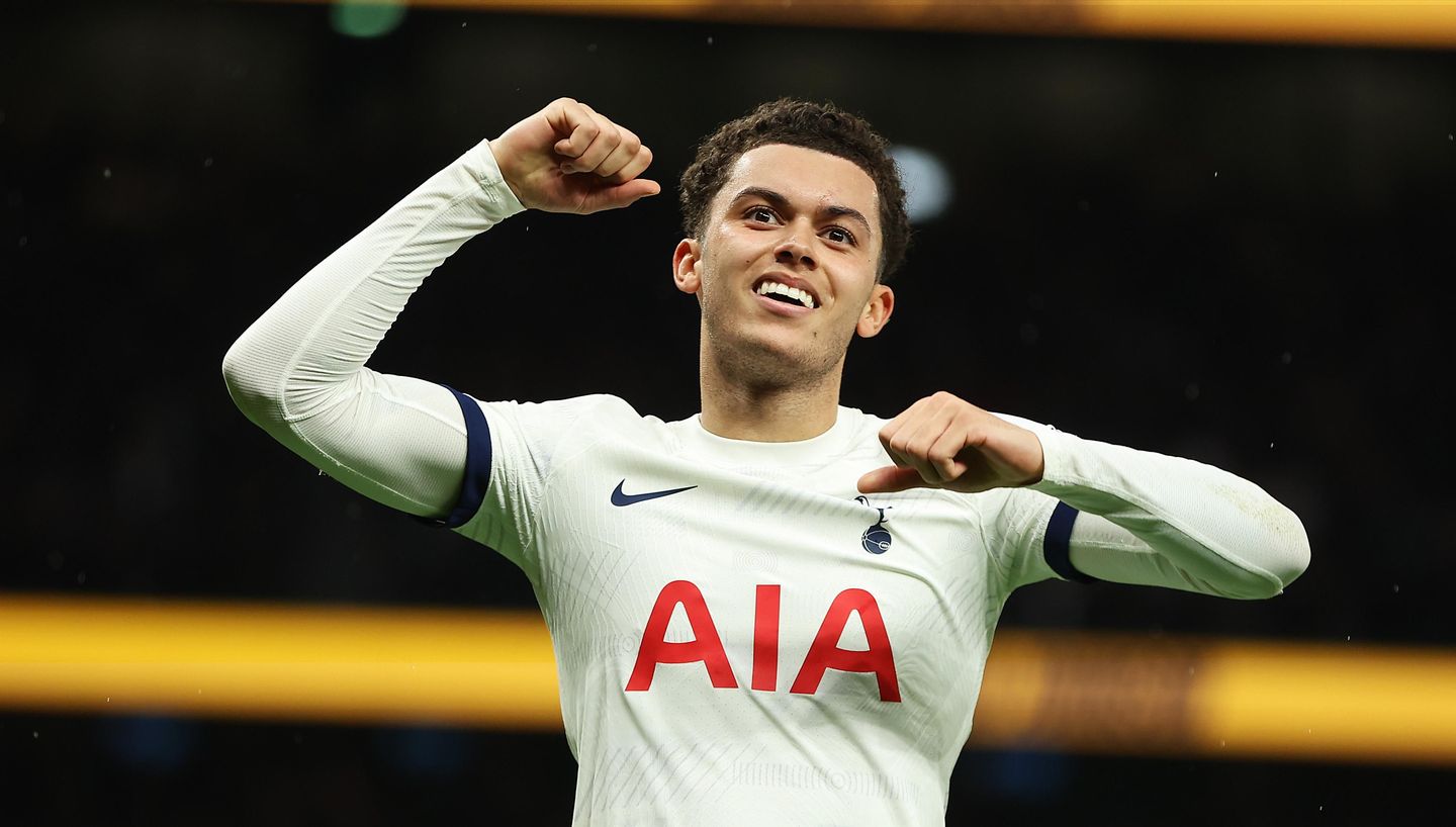 Brennan Johnson, Spurs