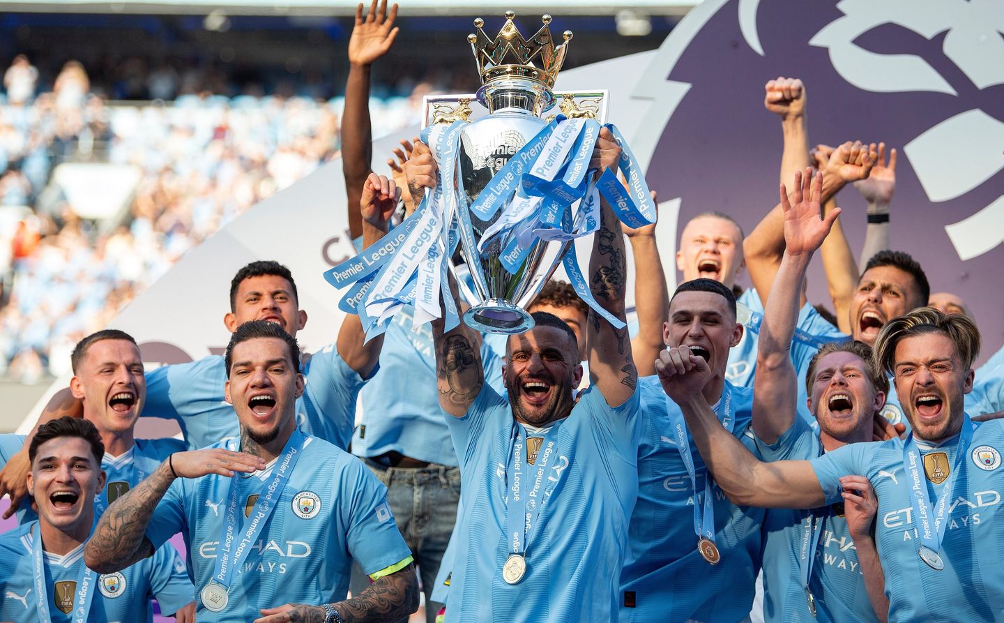 Man City cele